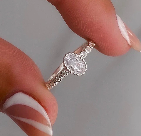 Anillo Emily