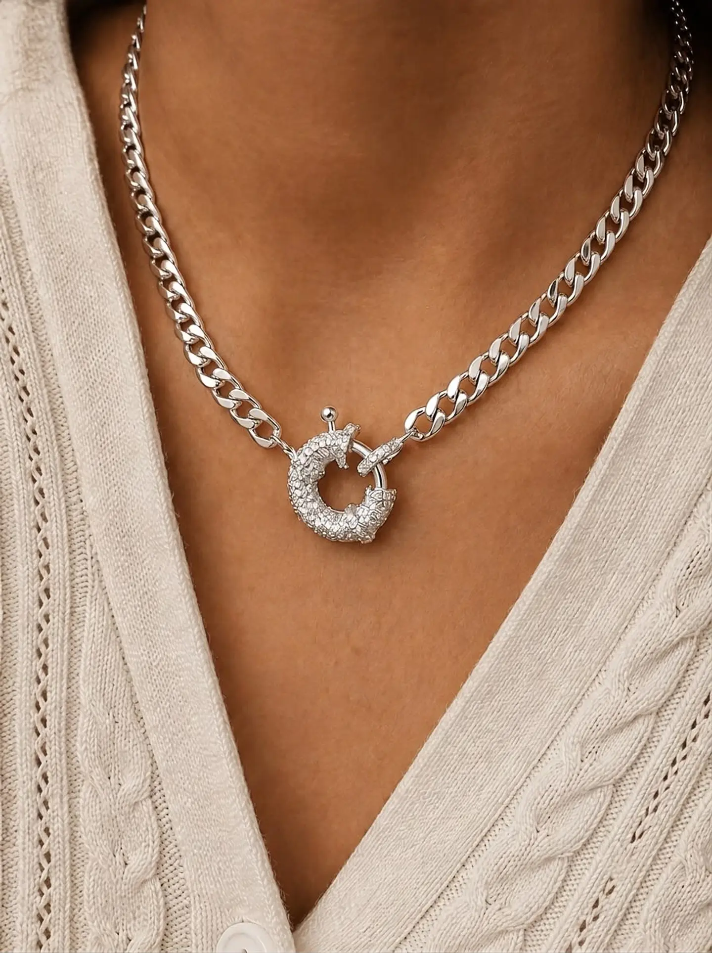 Collar Dona brillante 1
