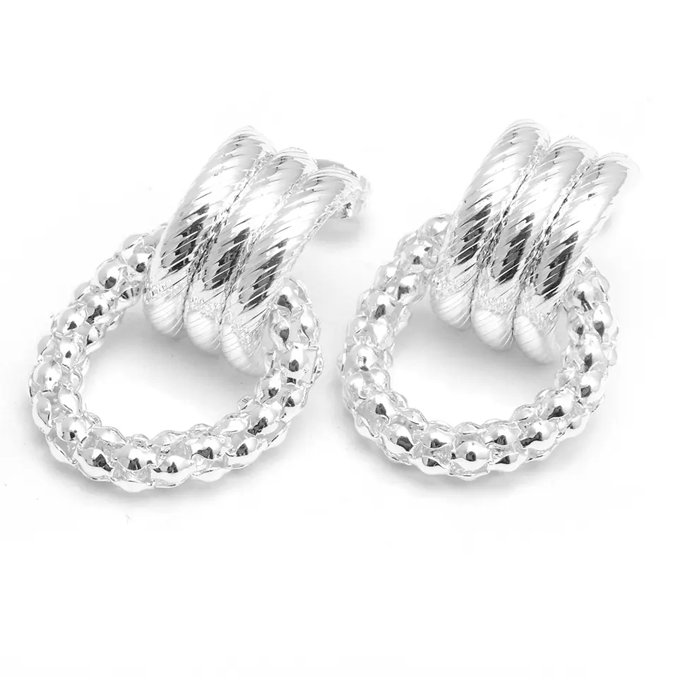 Aros Colgantes Dona 1
