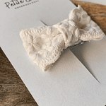 Laço Renda Bordada - Gancho