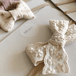Laço Vintage - Renda Bordada