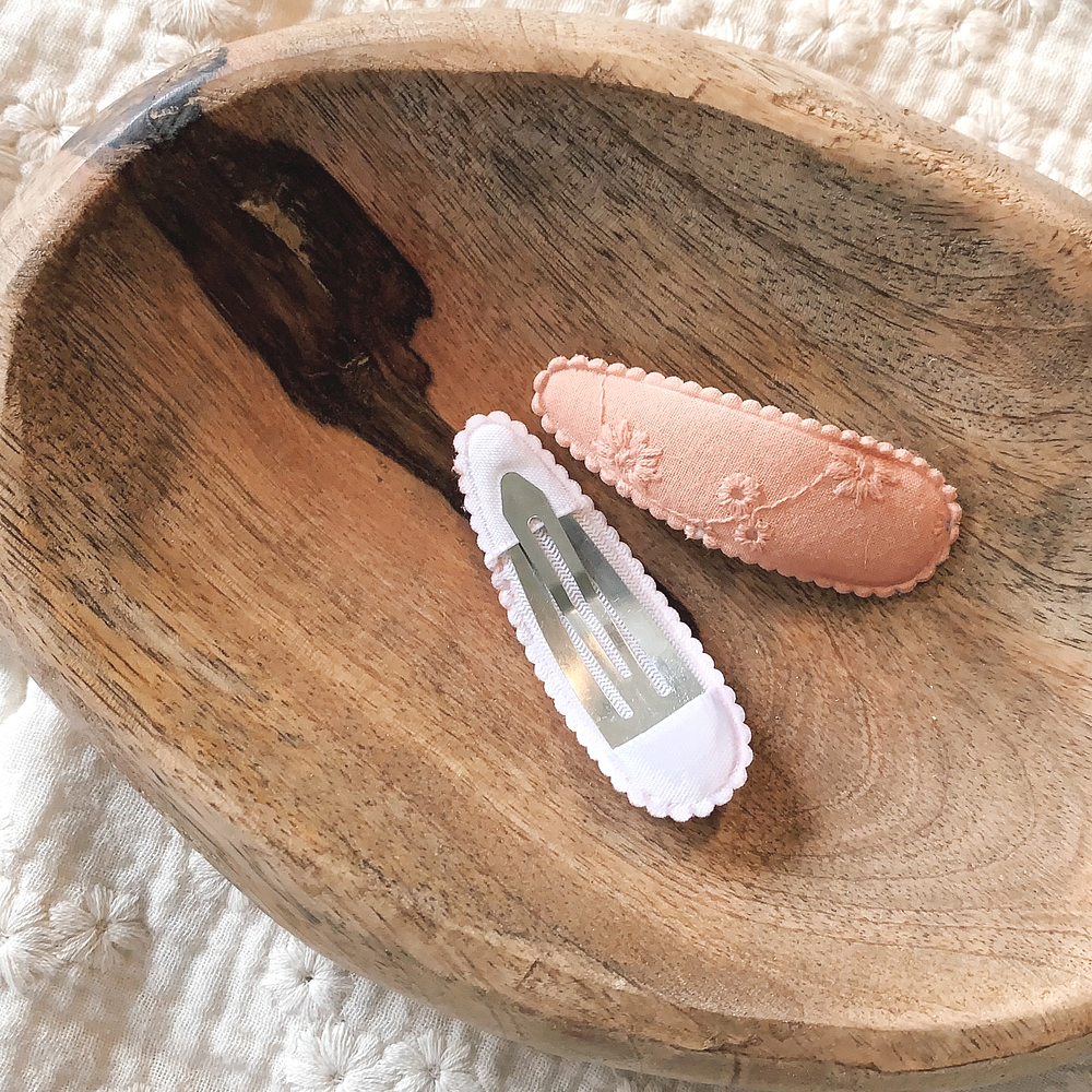 Clips Bordado - Pêssego 