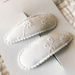 Clips Bordados - Branco