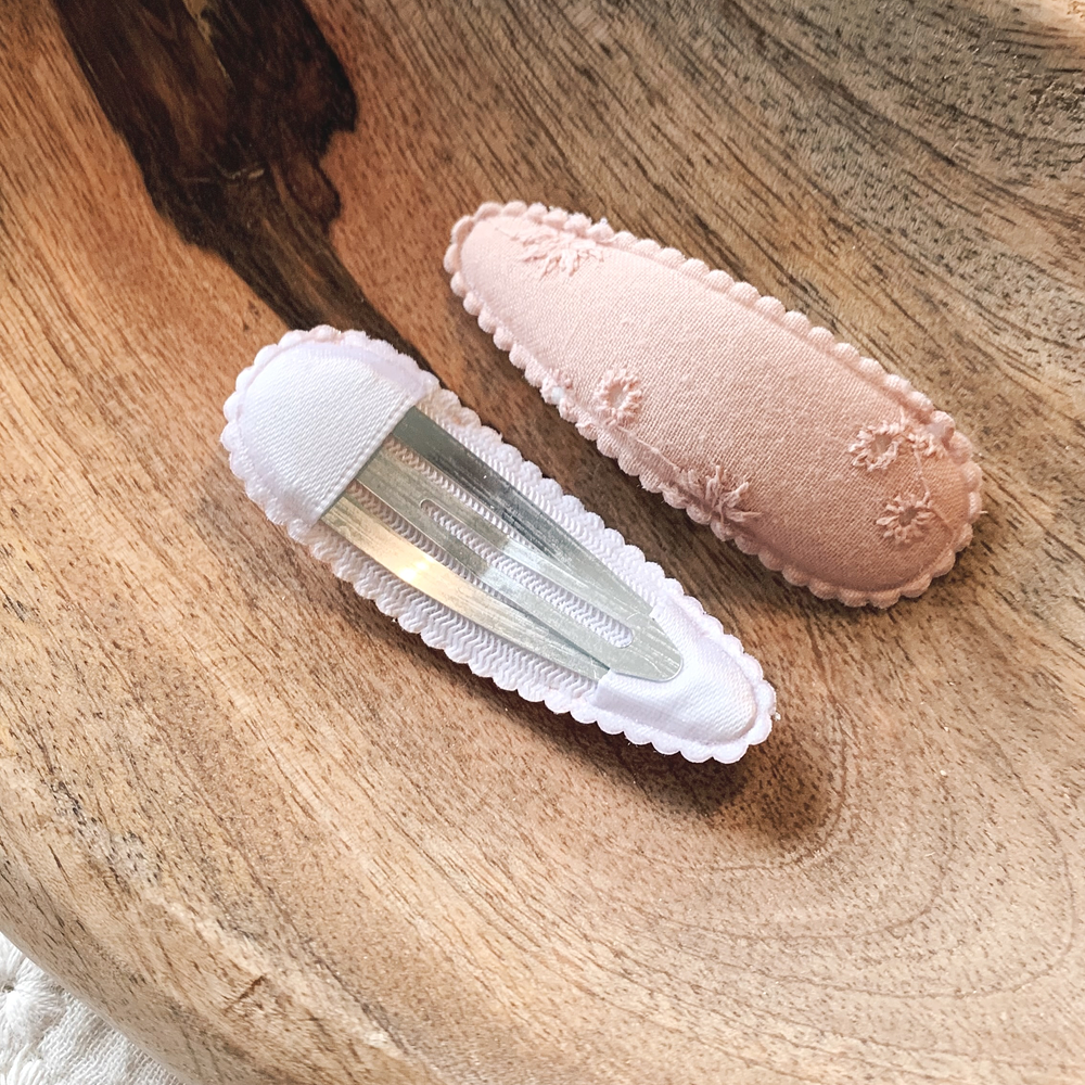 Clips Bordados - Rosa Chá