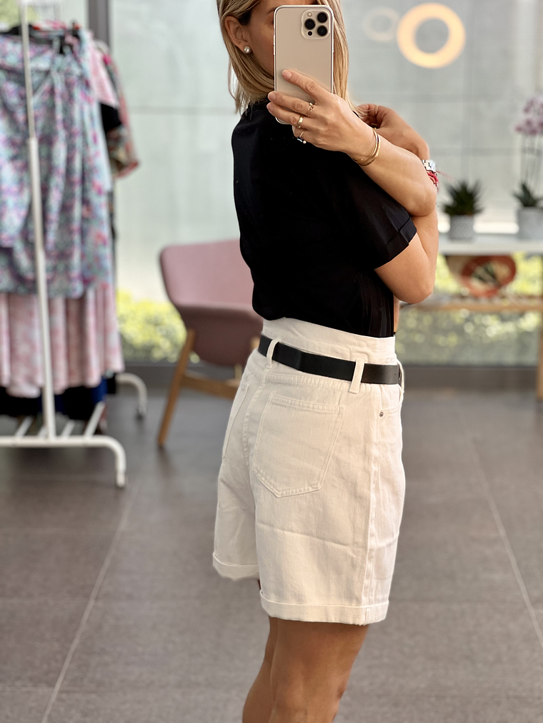 White Bermuda High Waist  3