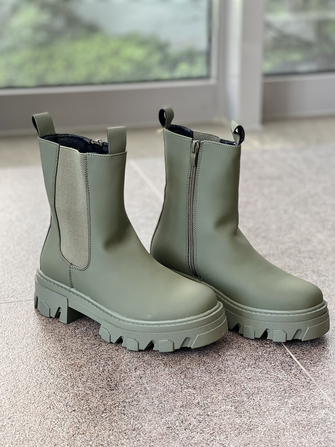 Olive Boots 1