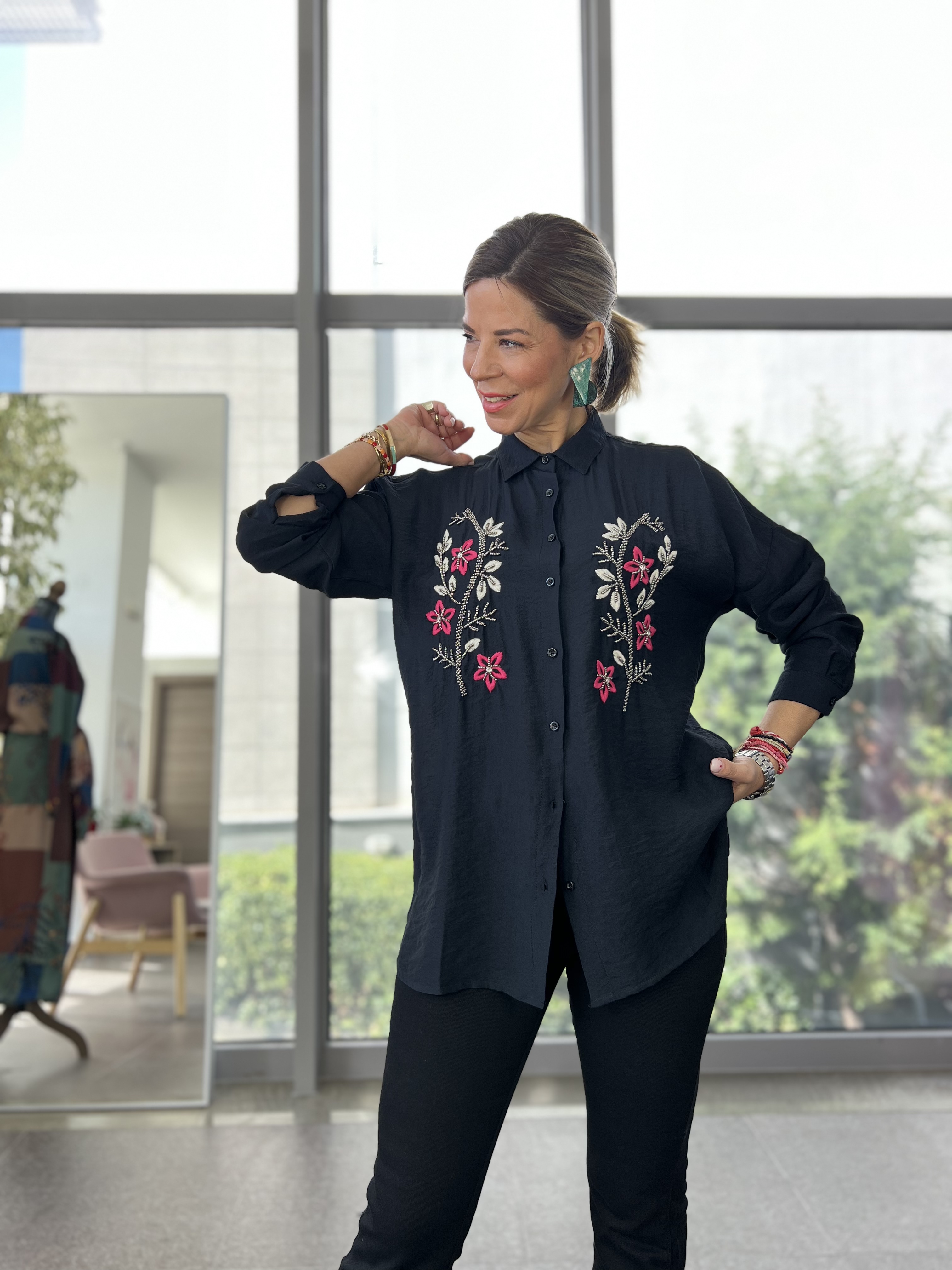 Black Embroidery Shirt 