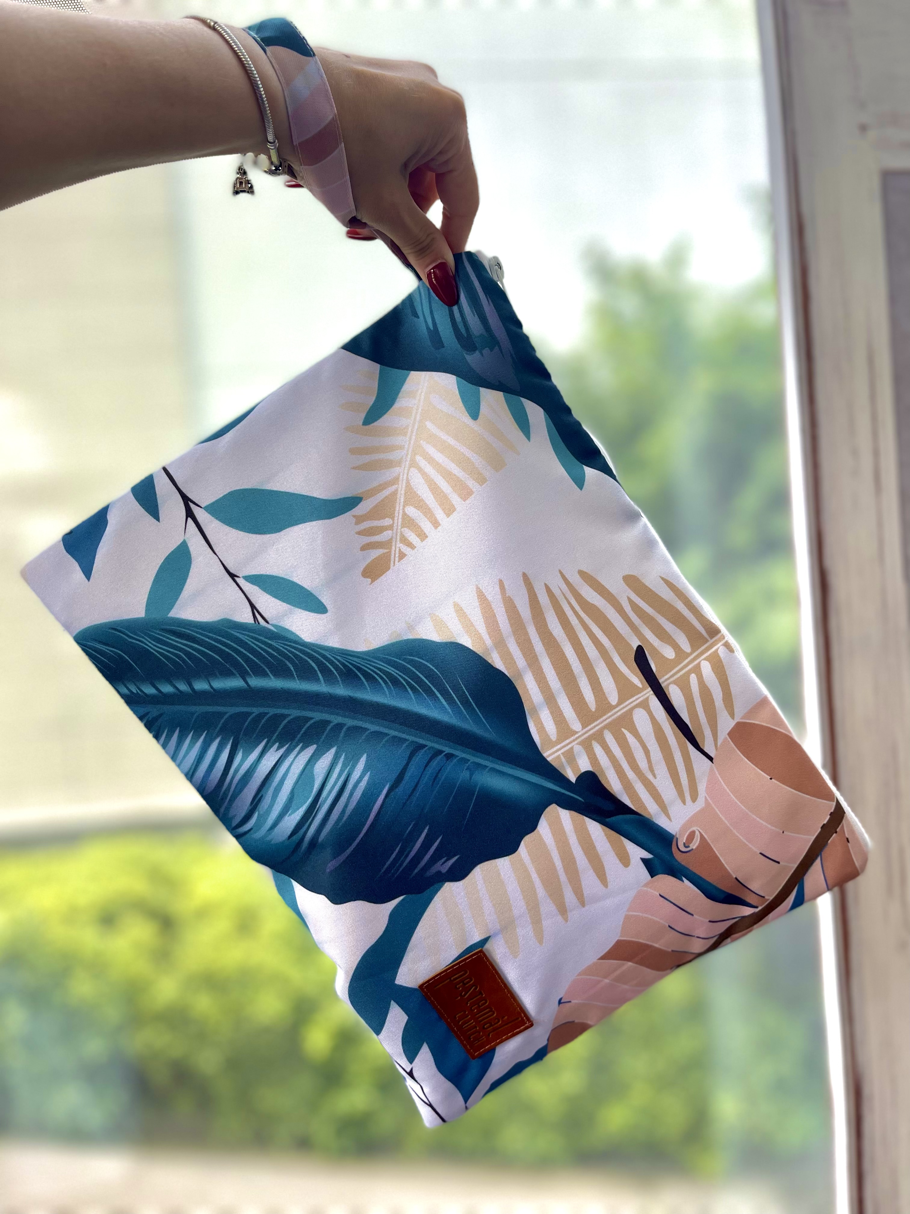 Lily Waterproof Clutch Bag 
