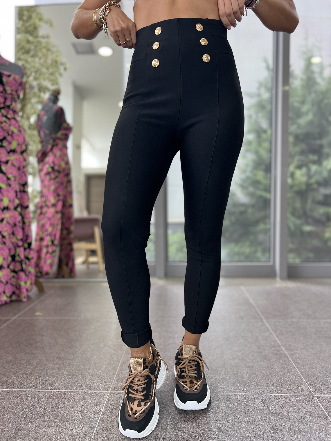 Gold Buttons Leggings  3