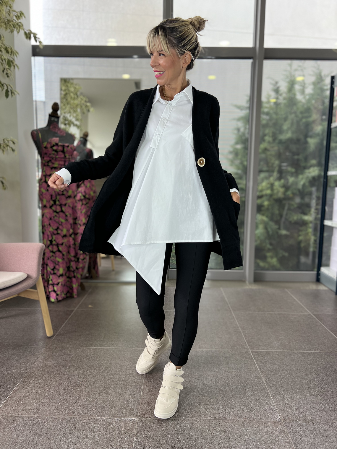 Gold Buttons Leggings  6