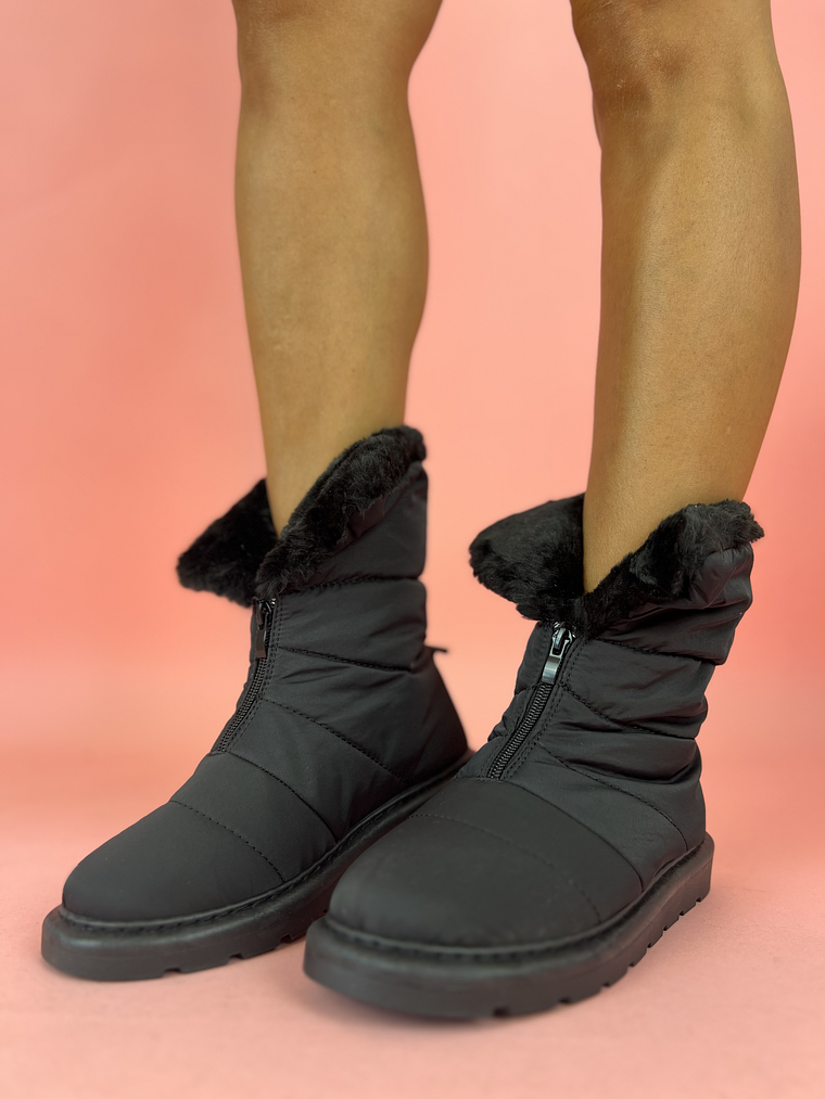 6434 Black Boot 2