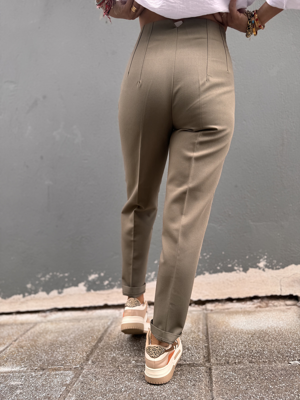 Karol Chaki Trousers   5