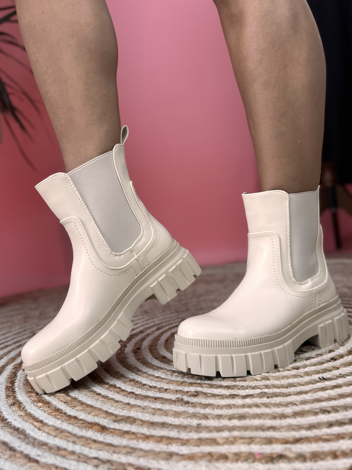 Rainy boots ivory U9A 4