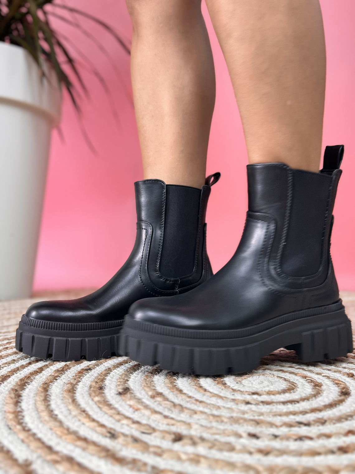  Rainy boots black U9A 4