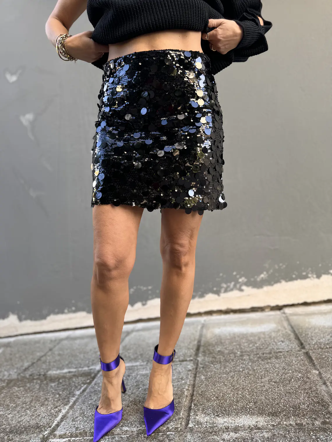 H3123 sequined black skirt  1