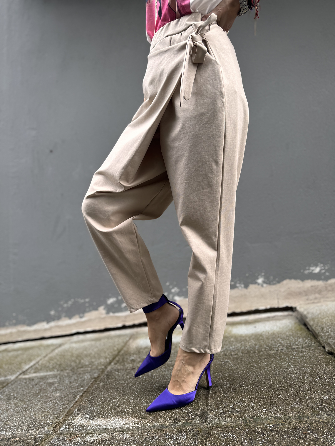 33383 beige trousers 2