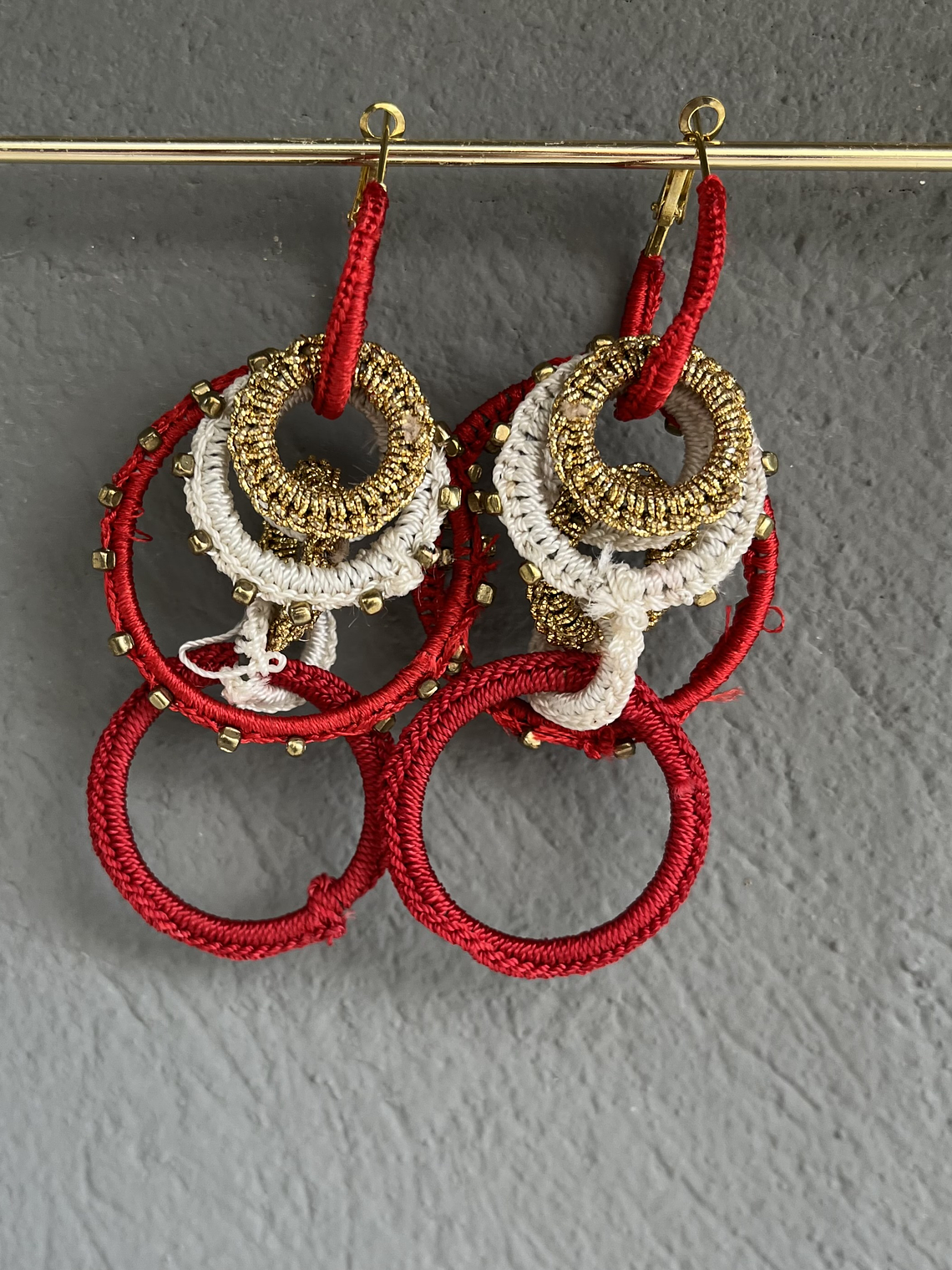 circle Red earrings   1