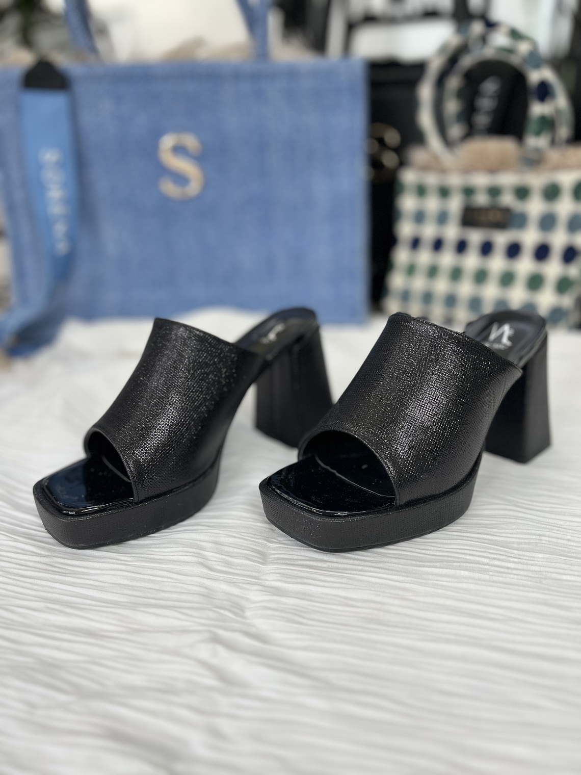 MULES black MM197-16 3