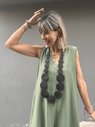 Foam neckless  black 0522