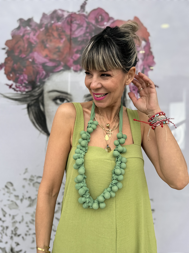 Grapes green necklace   2