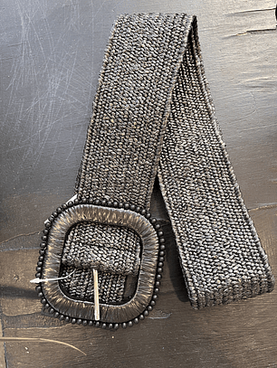 05718-13 black belt  Ria 