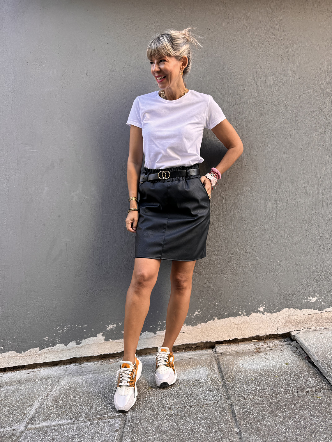 White  basic t shirt 03581 - 3