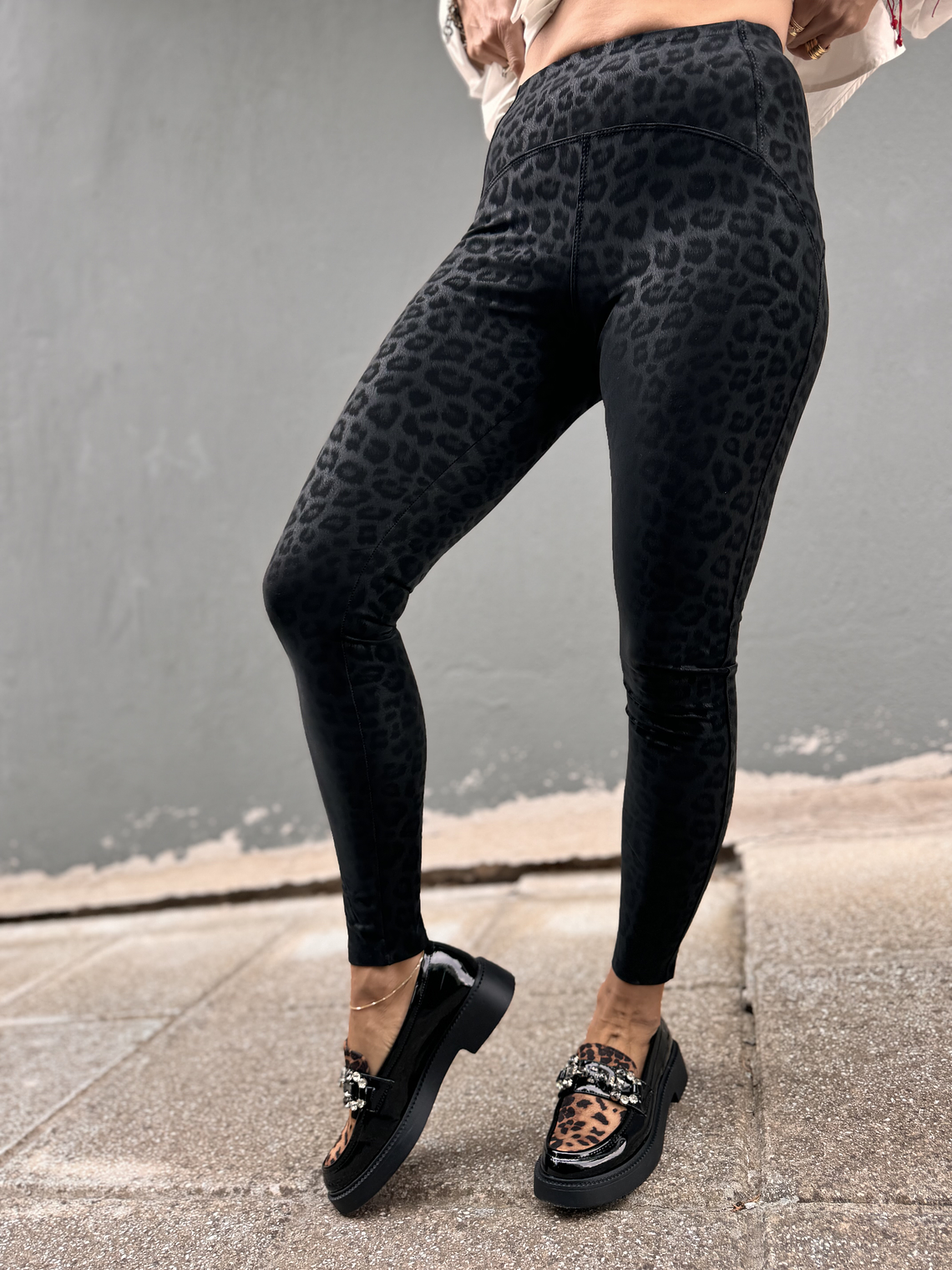 Black leopar legging 6861 1