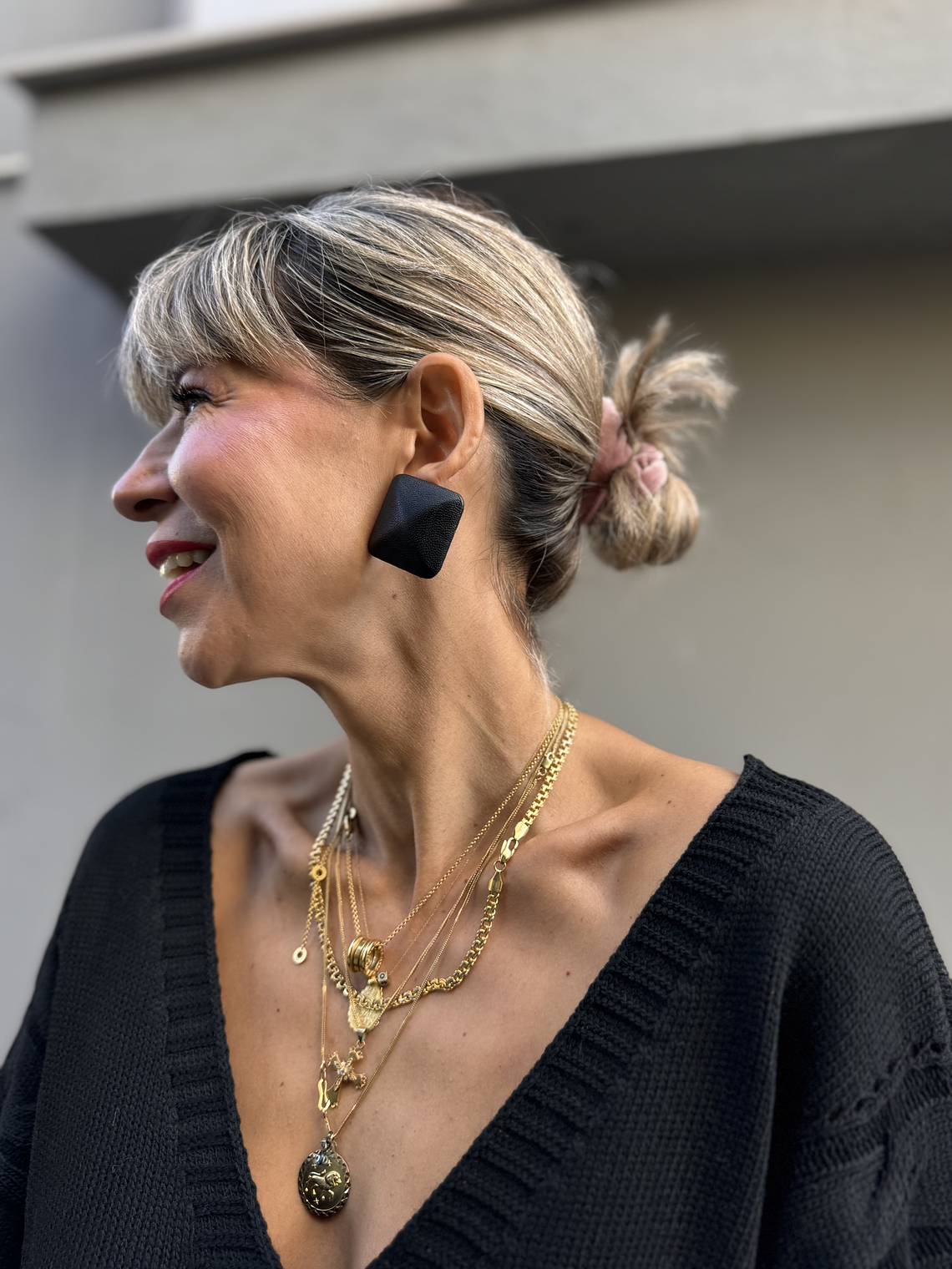 Clip earrings PU BLACK  square  2