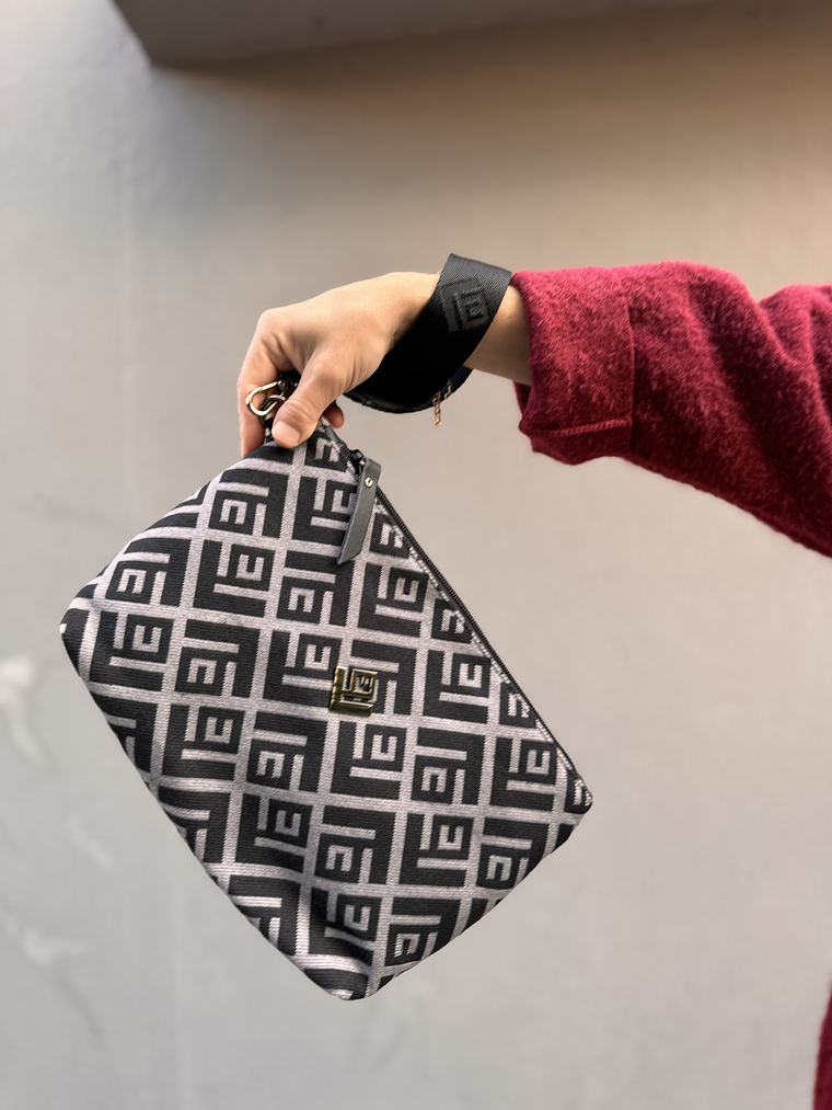 Necessaries Rinella 17N RI 13 BLACK 1