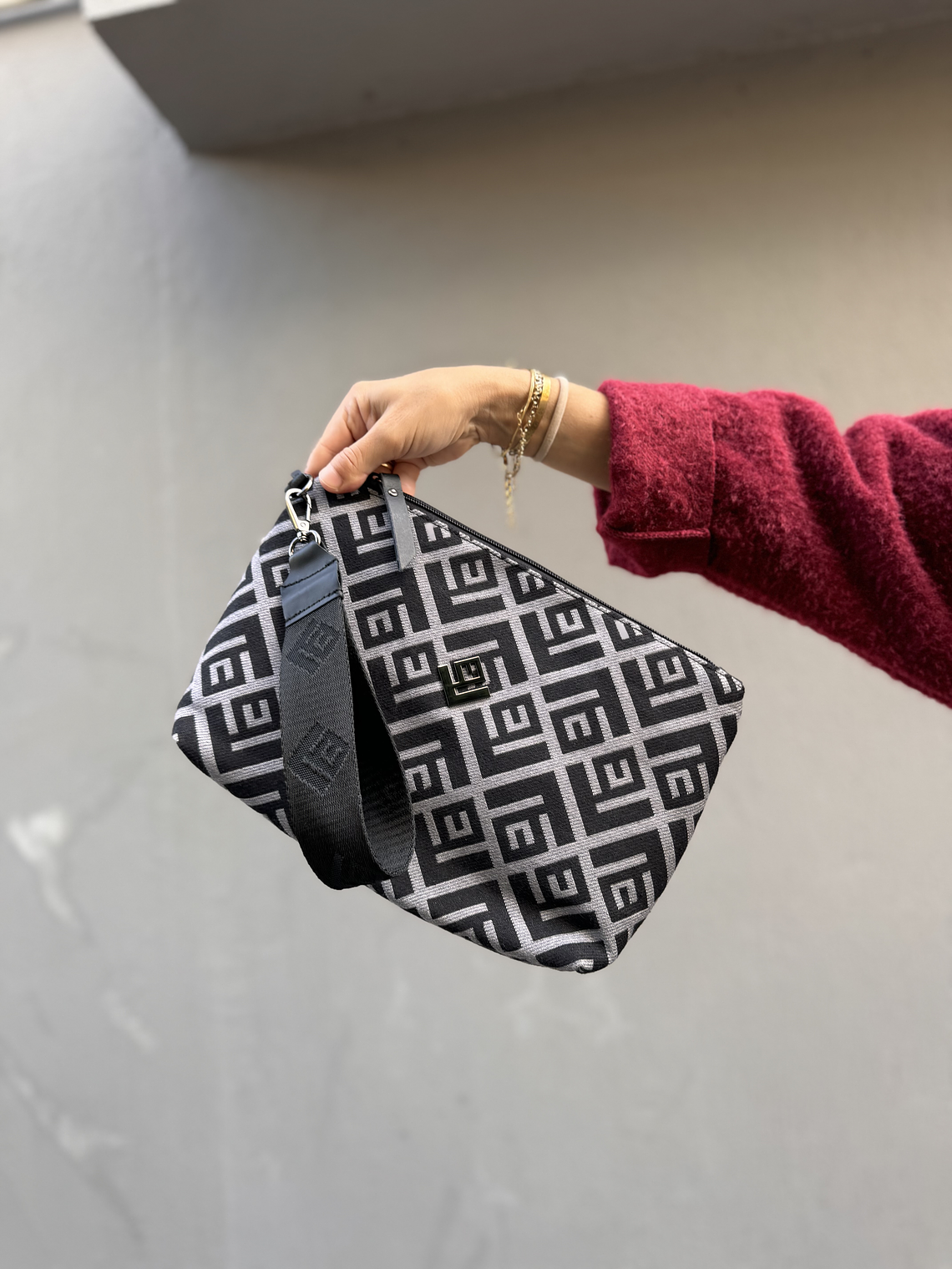 Necessaries Rinella 17N RI 13 BLACK 2