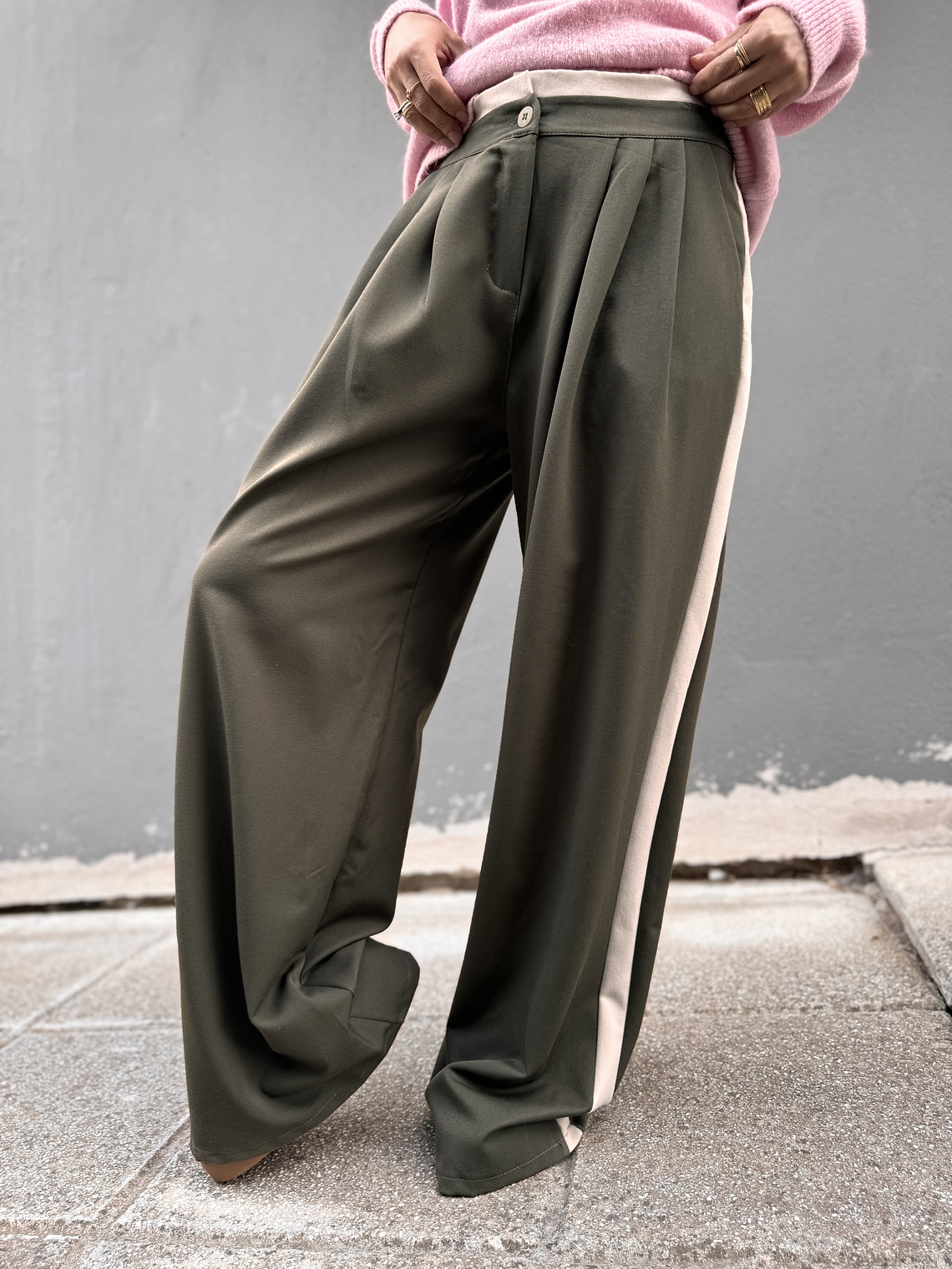 17197 Stella Pants CHAKI  3