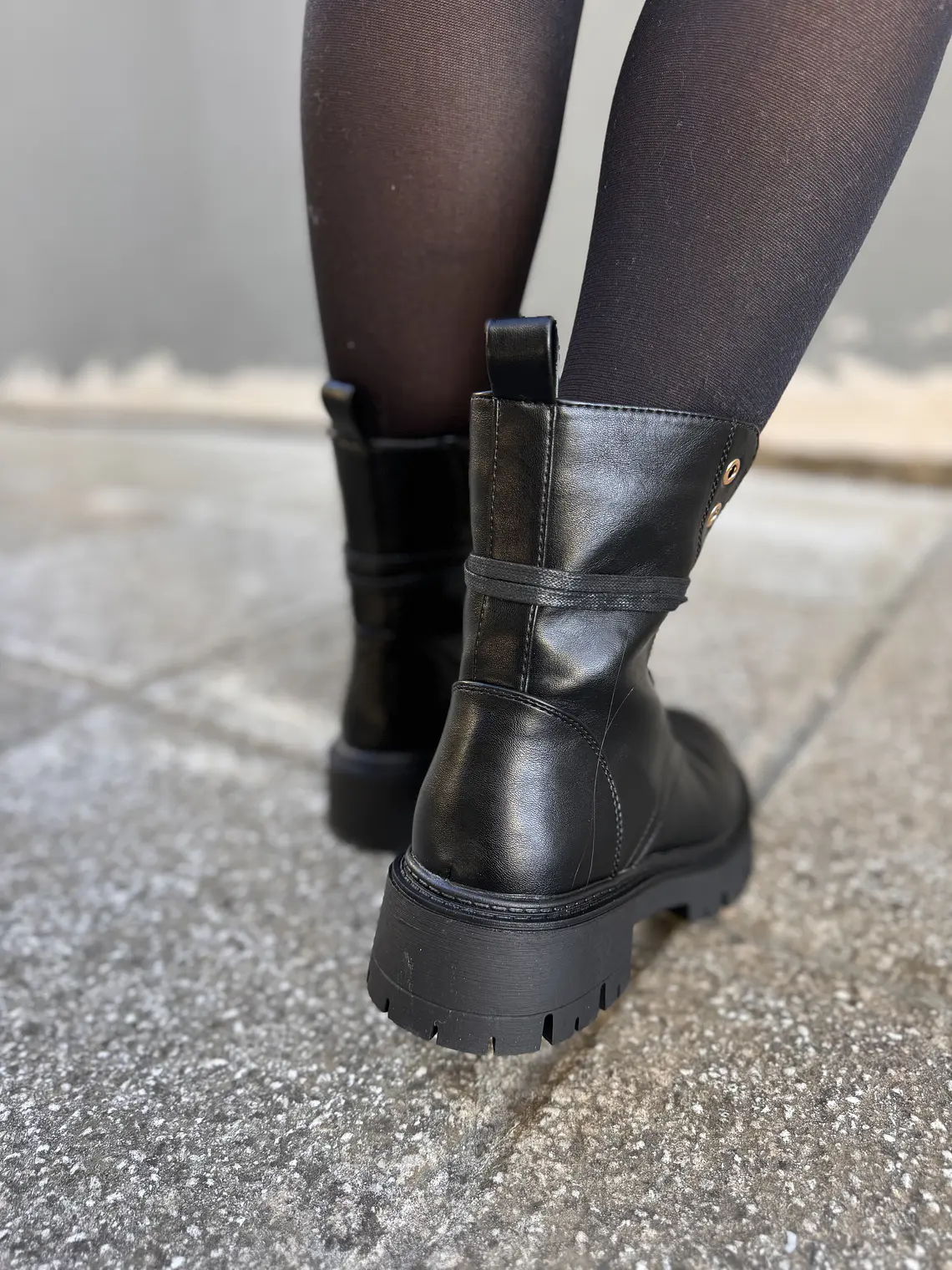 Nipple shoes BLACK diamond 5807 3