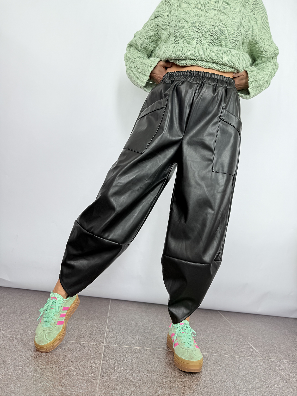 3782 Kyoto PU pants BLACK  1