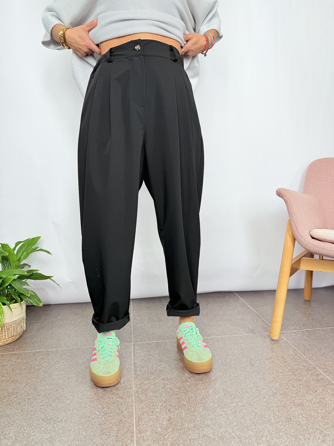 24720 Pants Black 3
