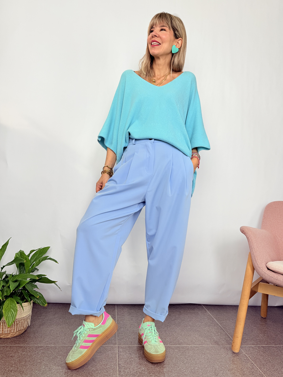 24720 Pants   SKY  3