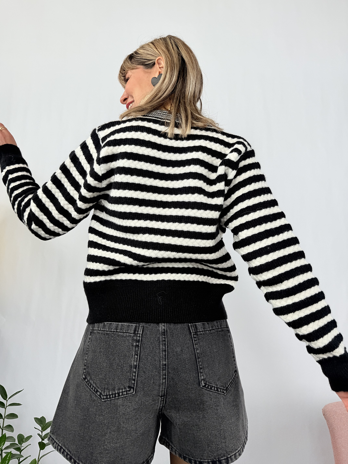 Lilianna Cardigan AT9085 4