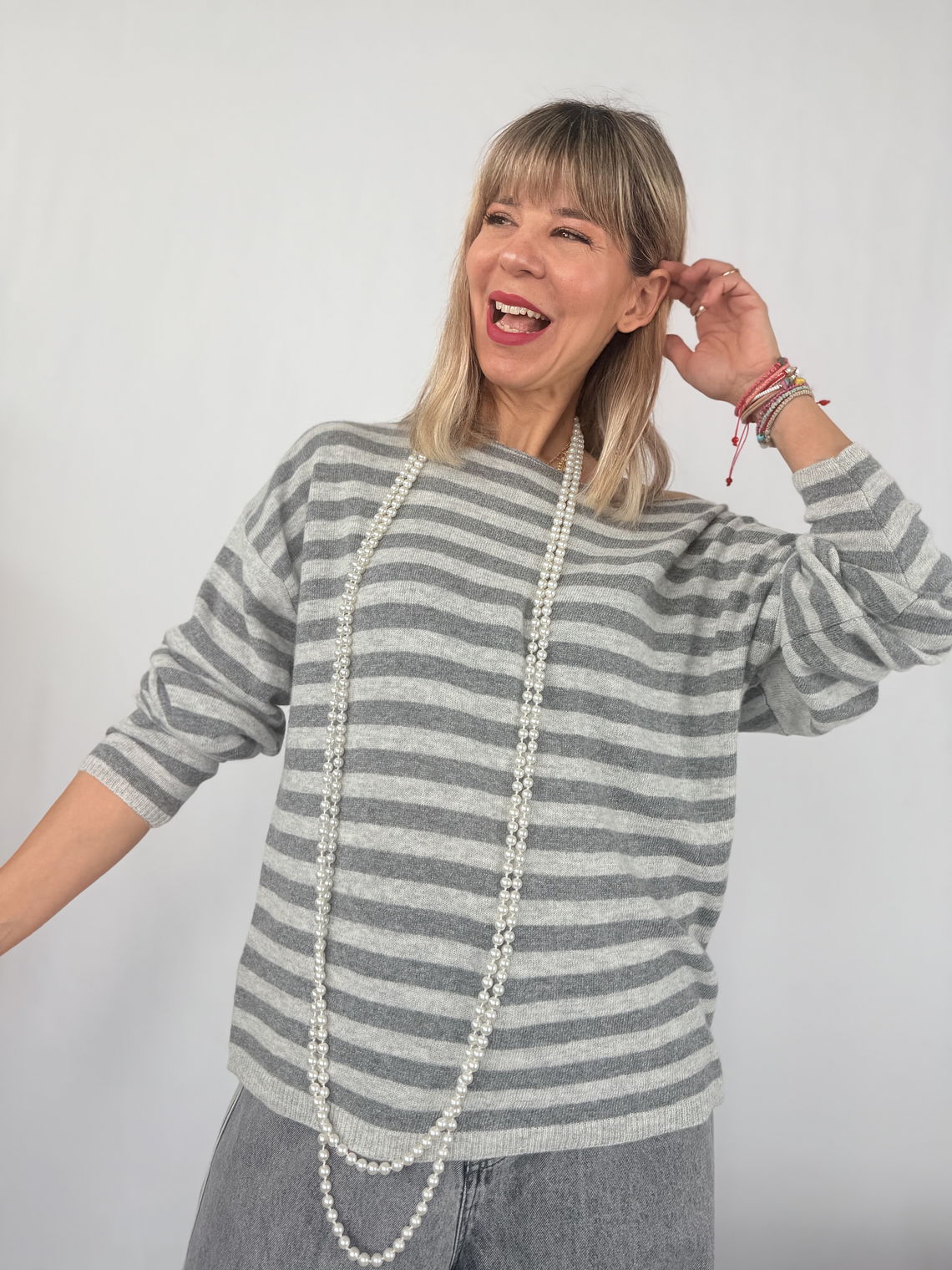 24770 Stripped sweater   GREY  1