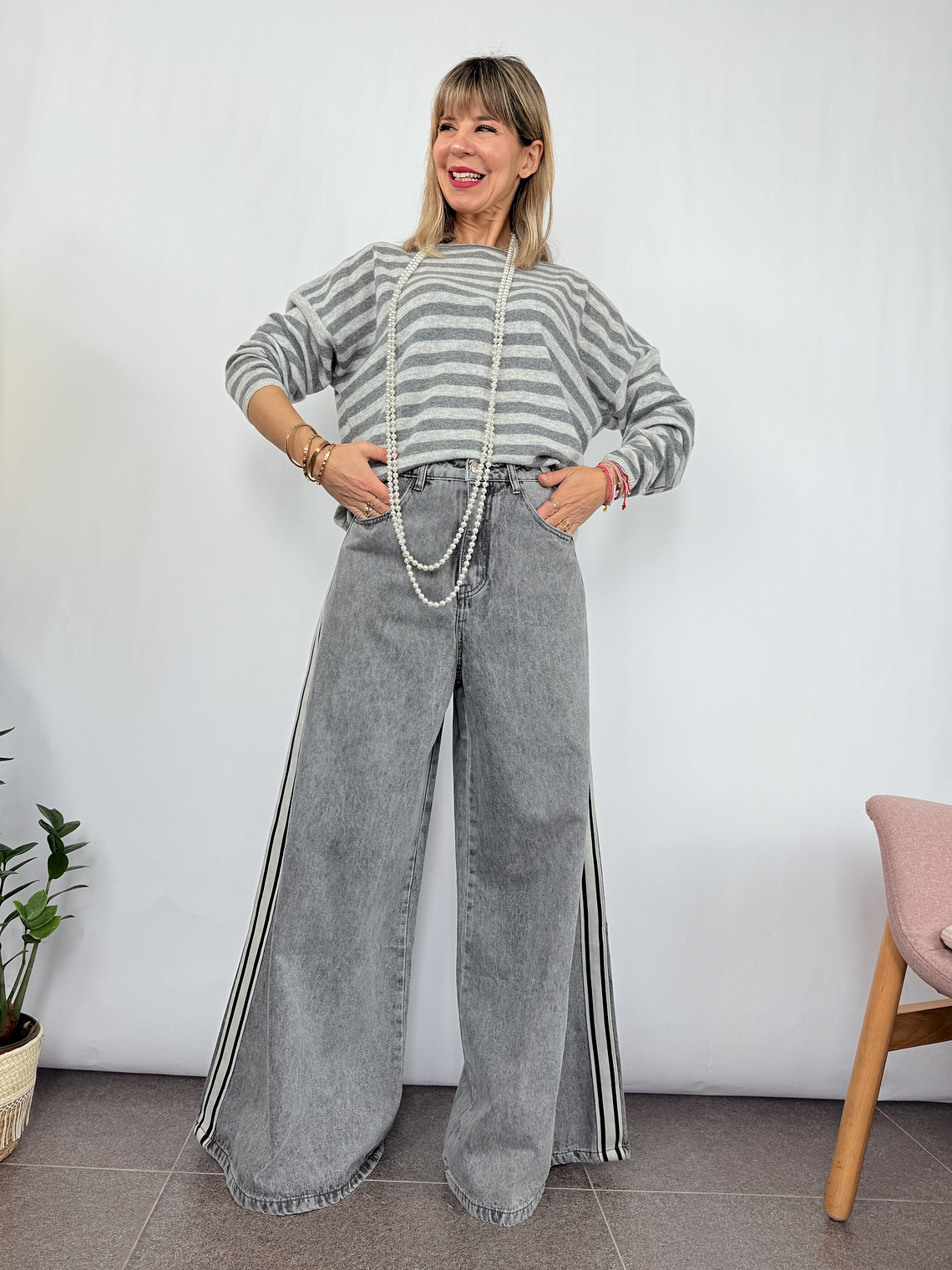 24770 Stripped sweater   GREY  3