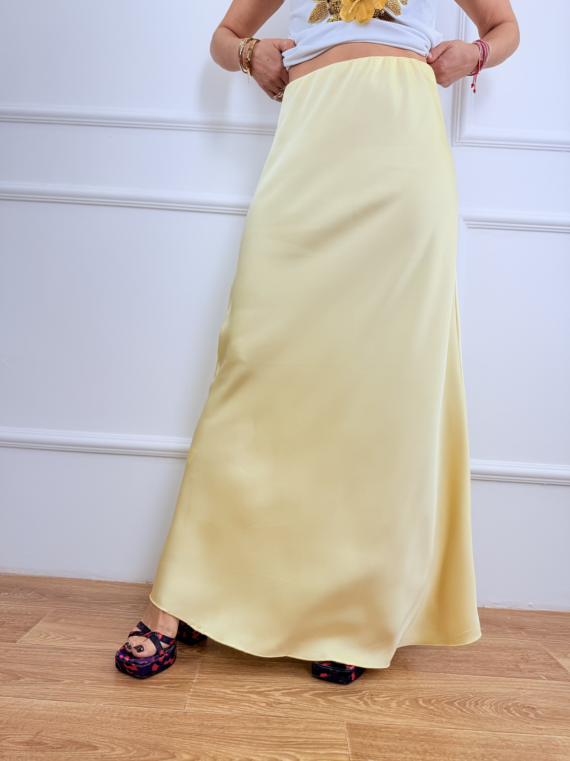 3705  Yellow satin skirt 5
