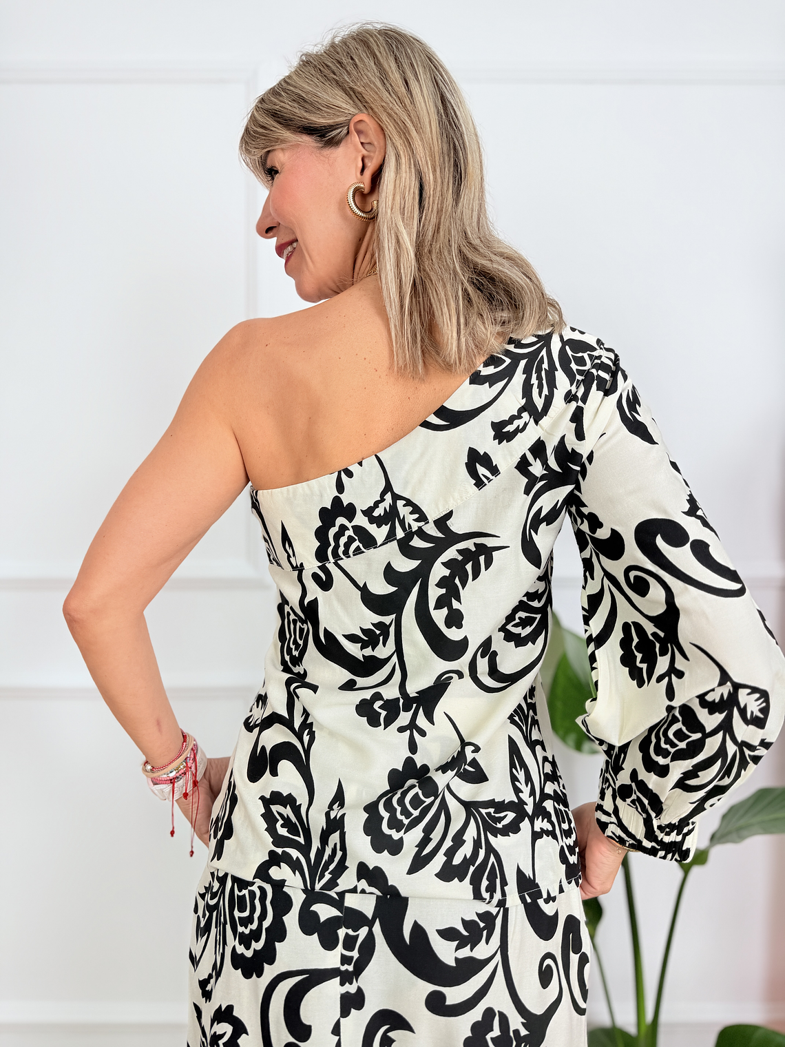 Kamva One Shoulder Set 233C 6