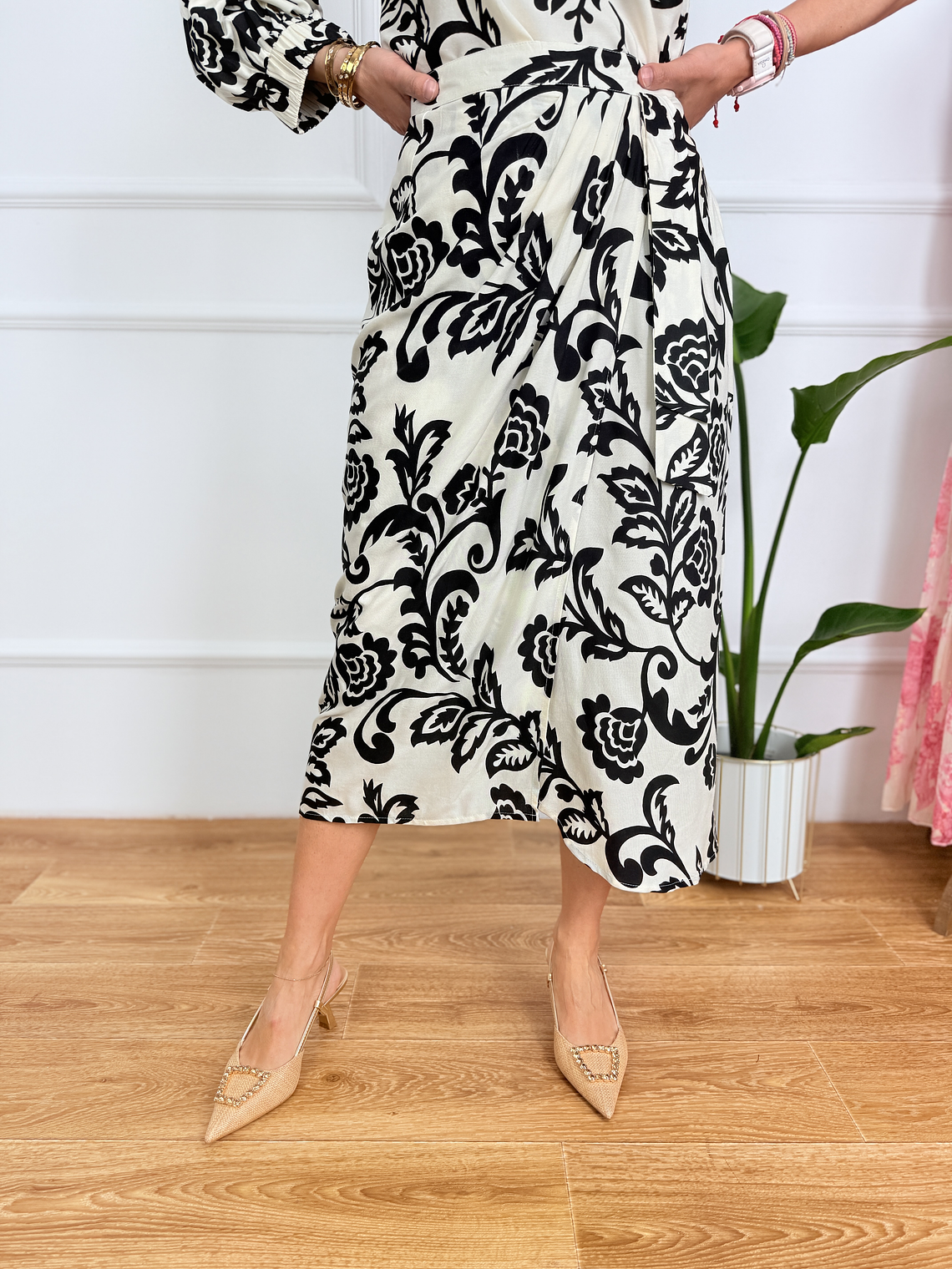 Kamva One Shoulder Set 233C 8