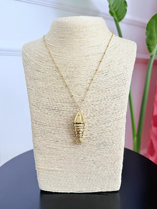 K074 NECKLACE FISH