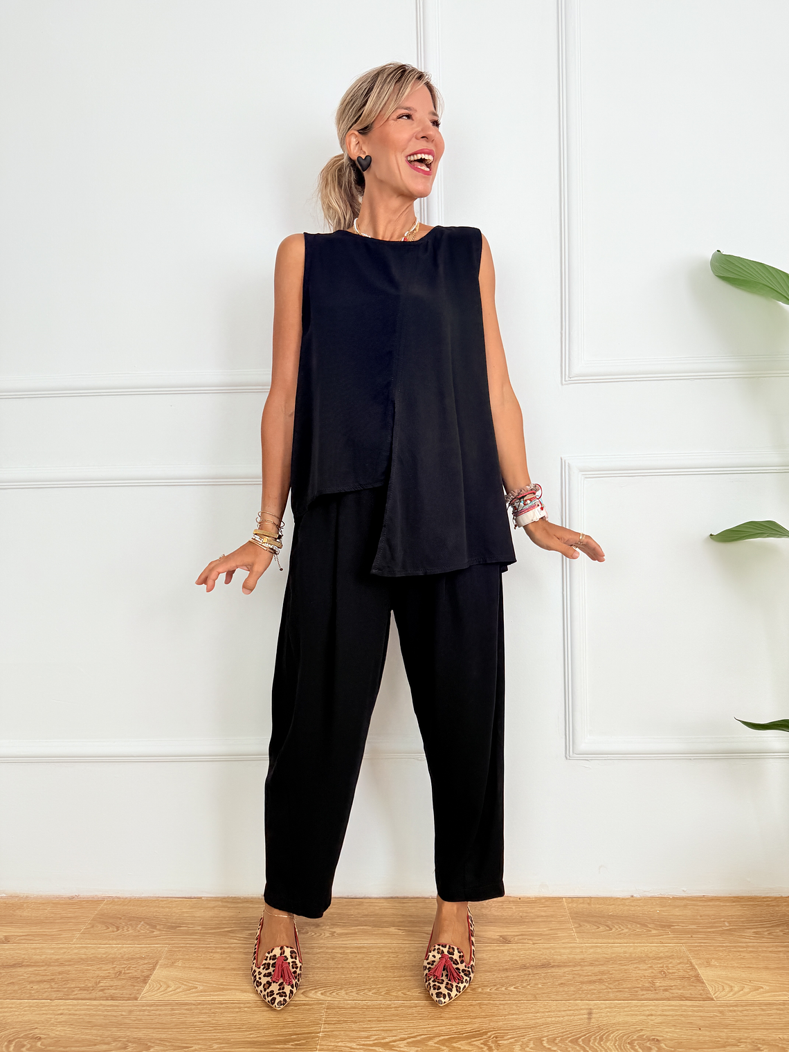 Anika Set 3350 Black  2