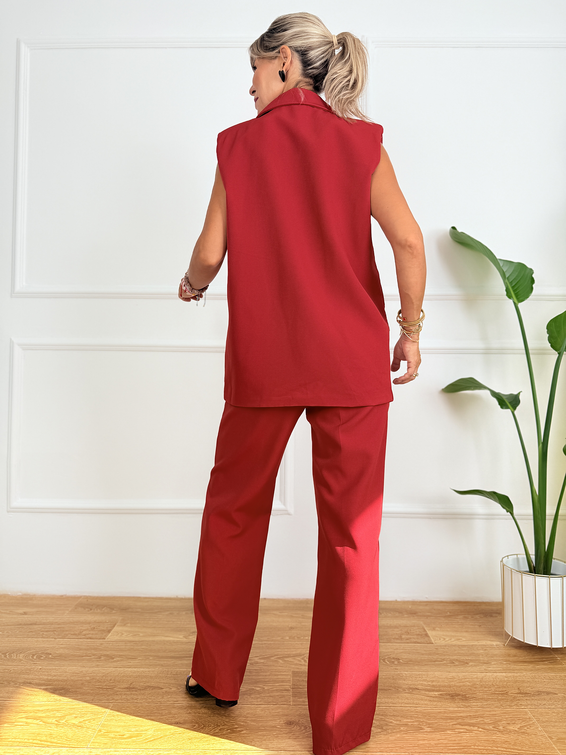 Vanity Fair Set 11607 Deep Red  3