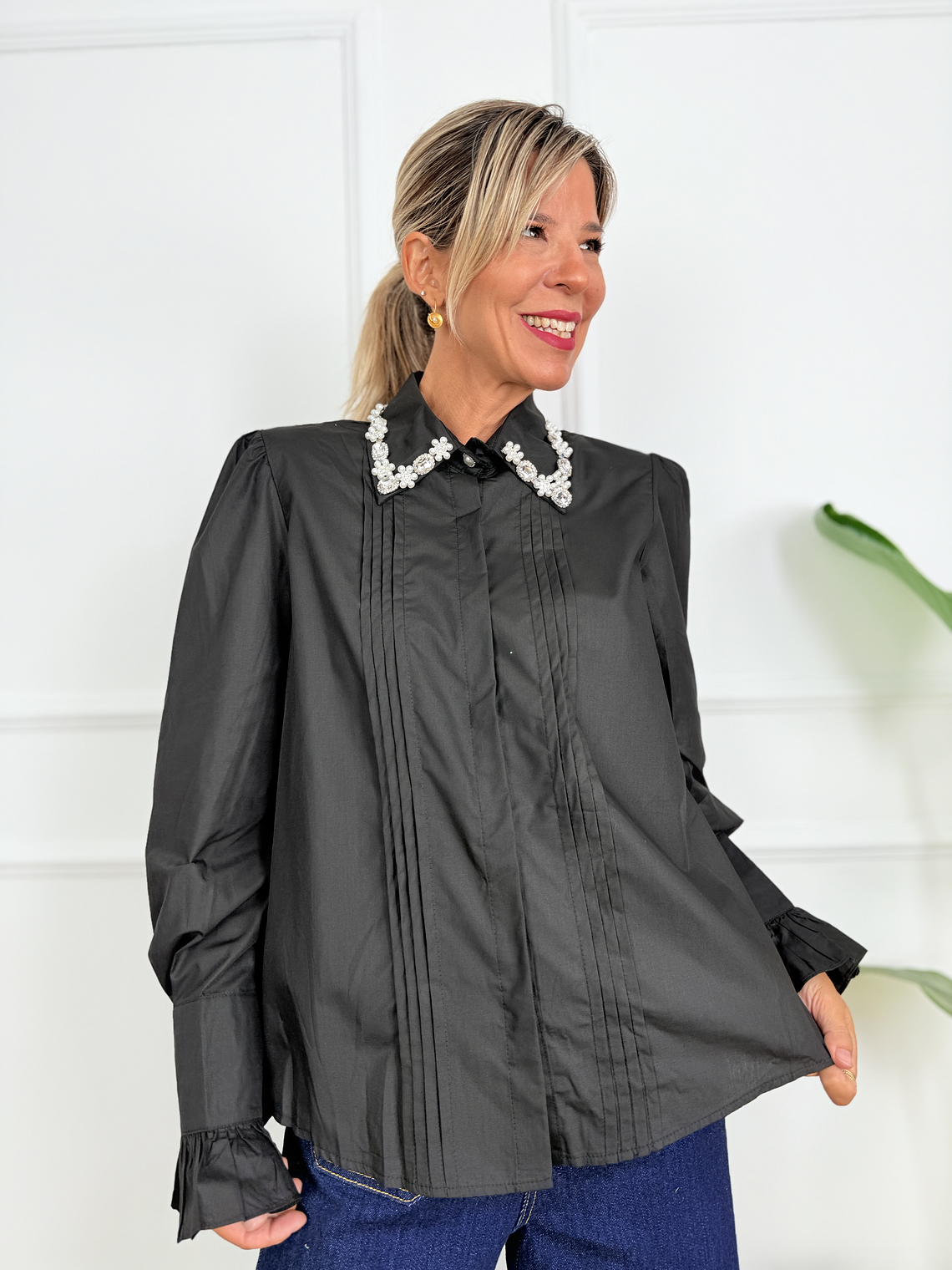 Haute Hour Shirt SW5018 Black 3