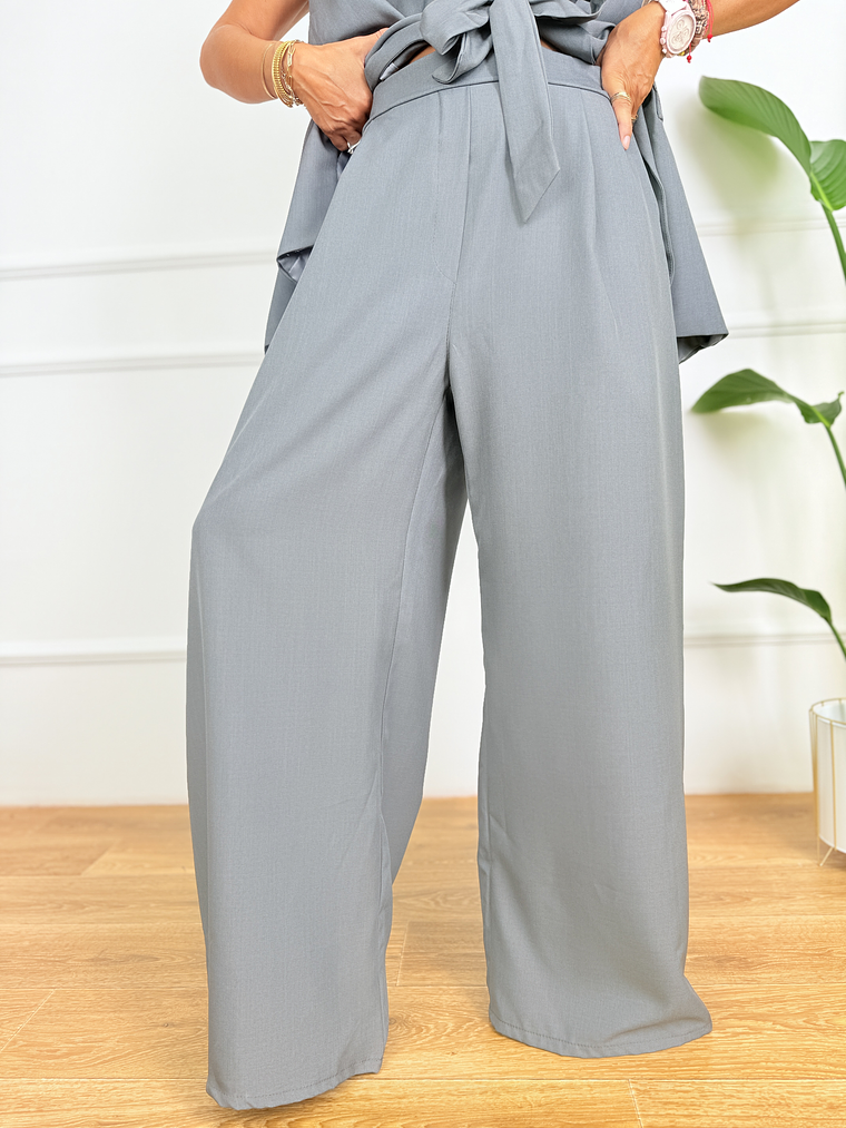 PLUS SIZE Voluptuous Suit 7933 Grey 4