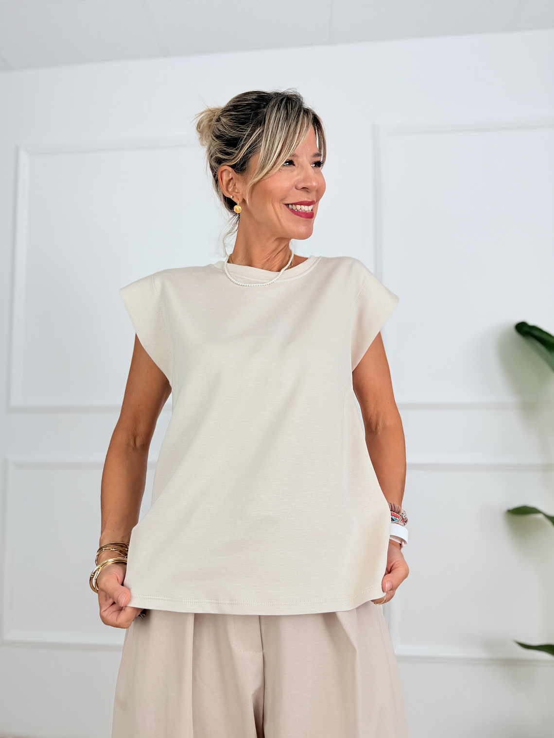 Opulent T-shirt P2121 Beige 1