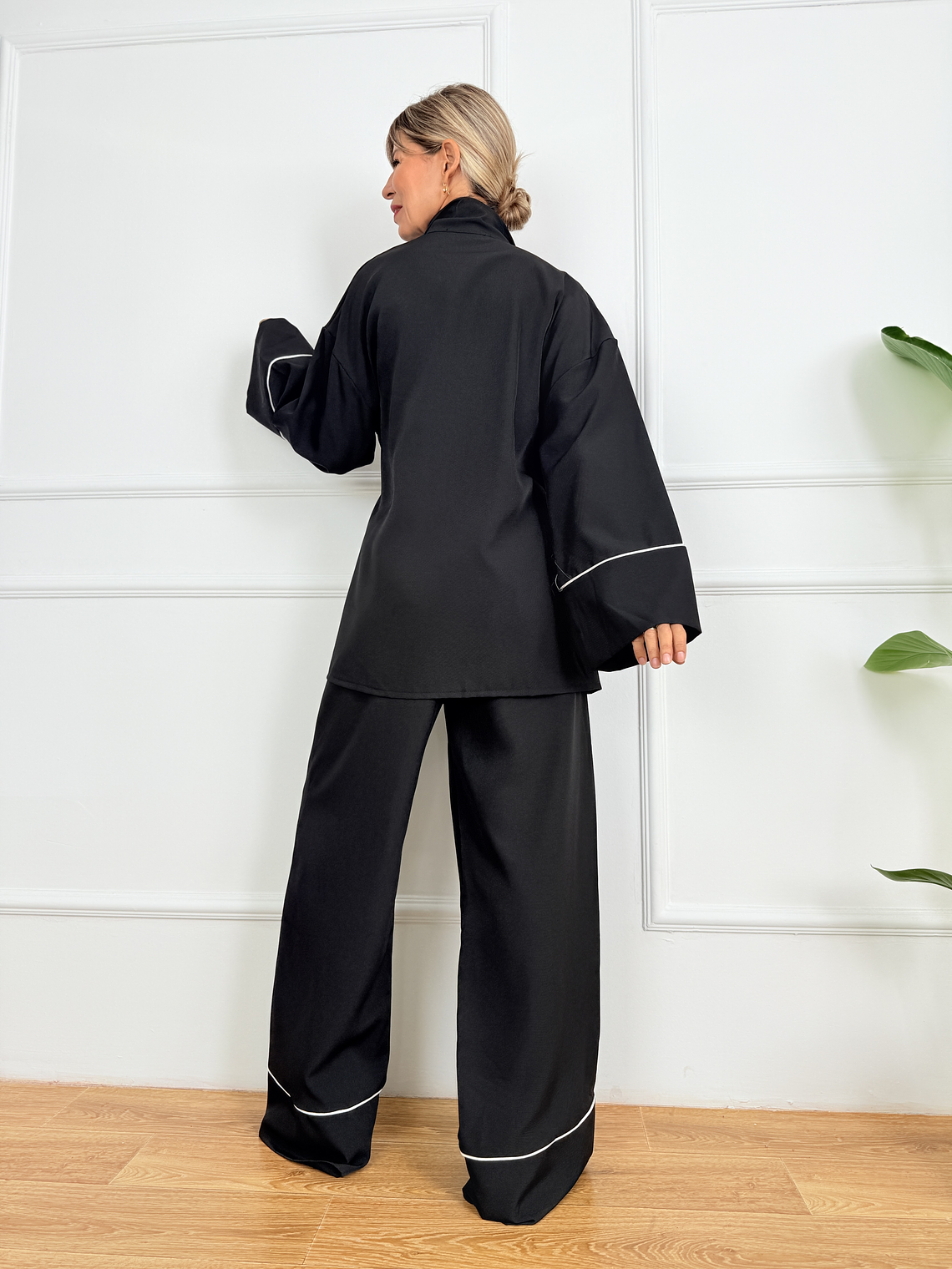 Yume Suit C5336 Black 2