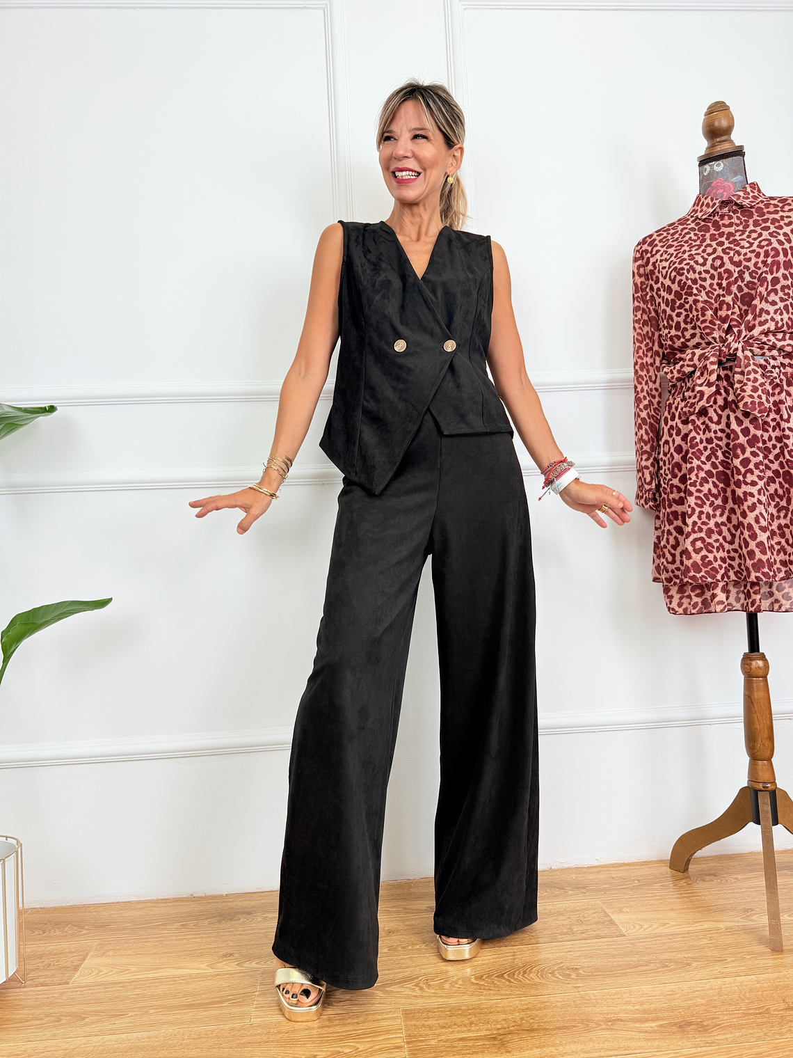 Velour Edition Suit 5163 Black 1