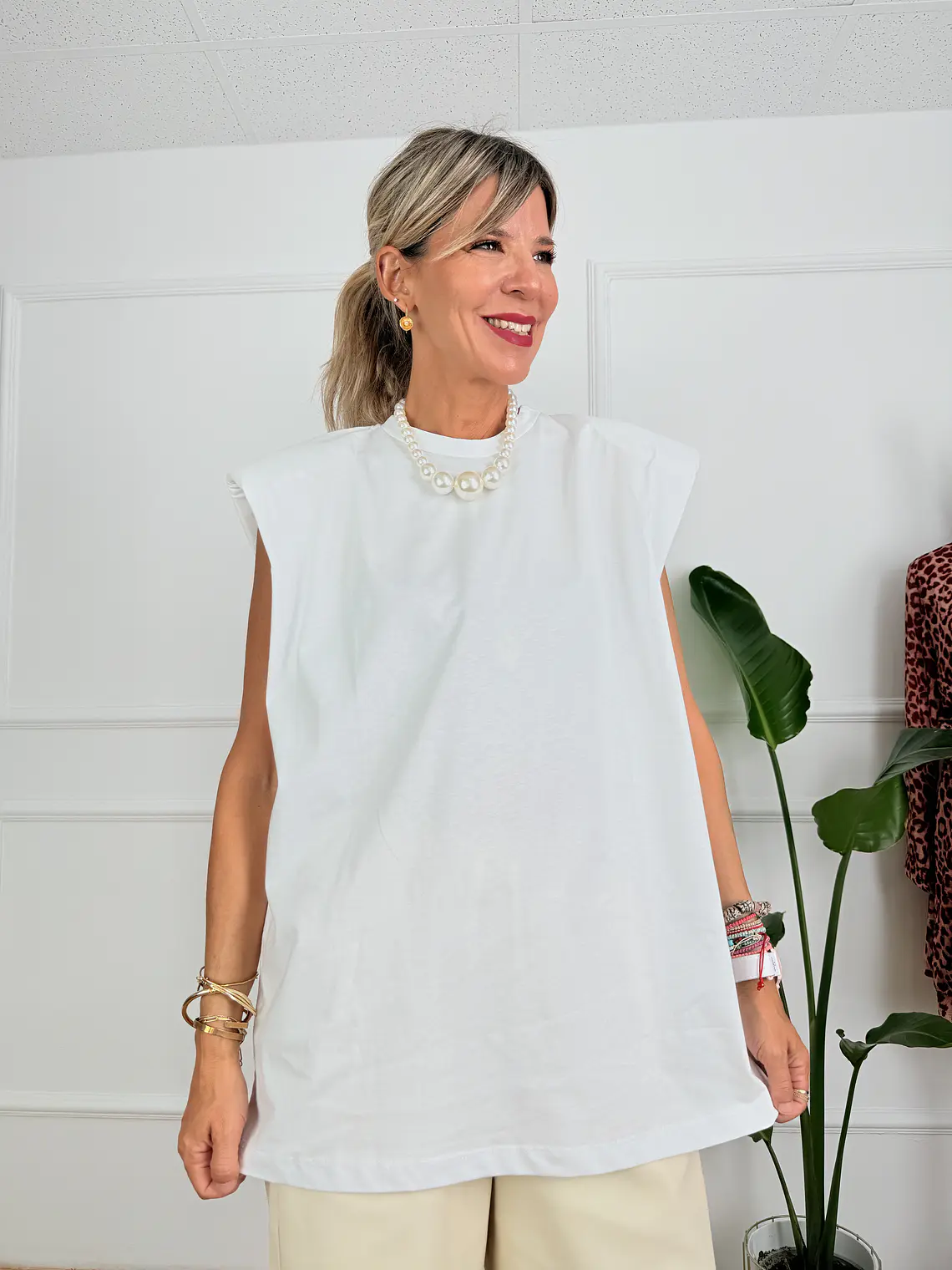 The Sharp T-shirt 98034 White 1